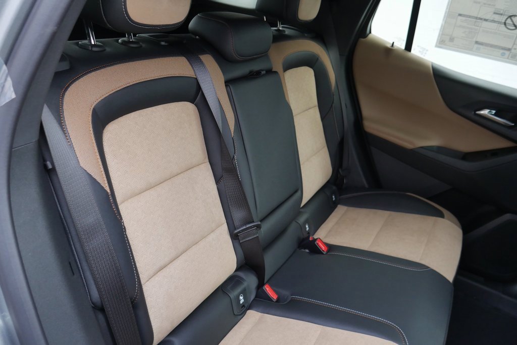 New 2026 Chevrolet Equinox ACTIV image 24