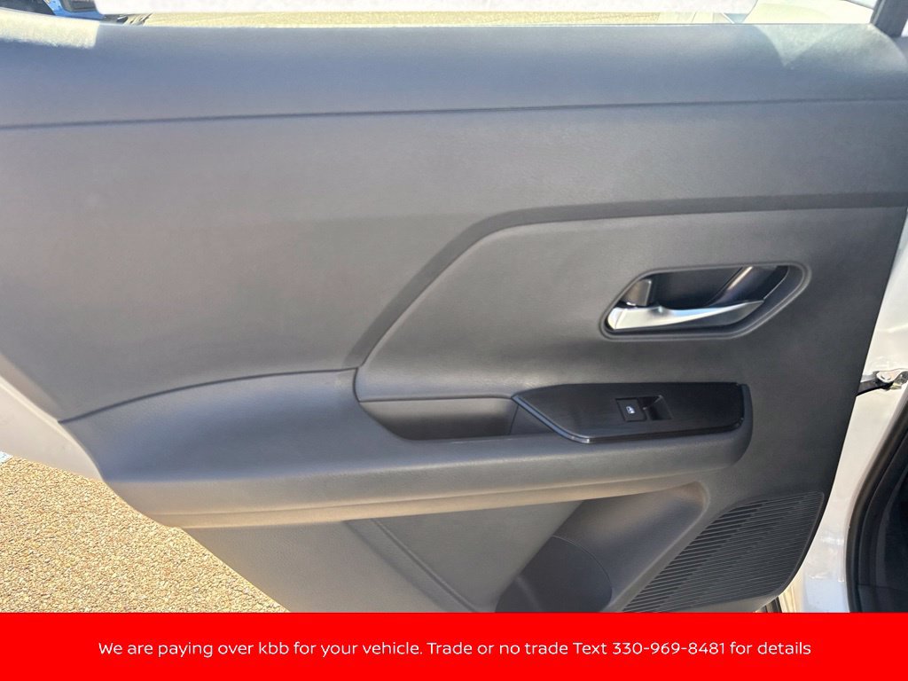 New 2027 Nissan Kicks SR AWD/4WD image 36