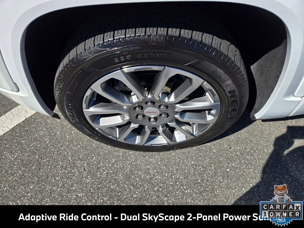 Used 2023 GMC Acadia Denali AWD/4WD image 14