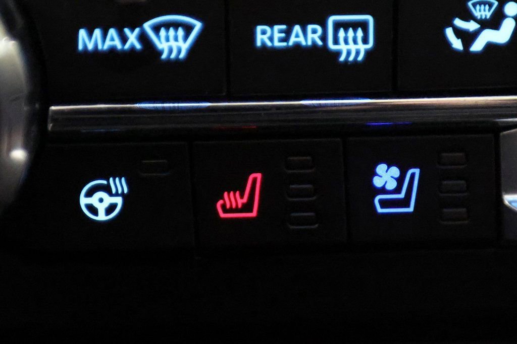 Used 2025 Ford F450 Lariat w/ Lariat Ultimate Package image 26