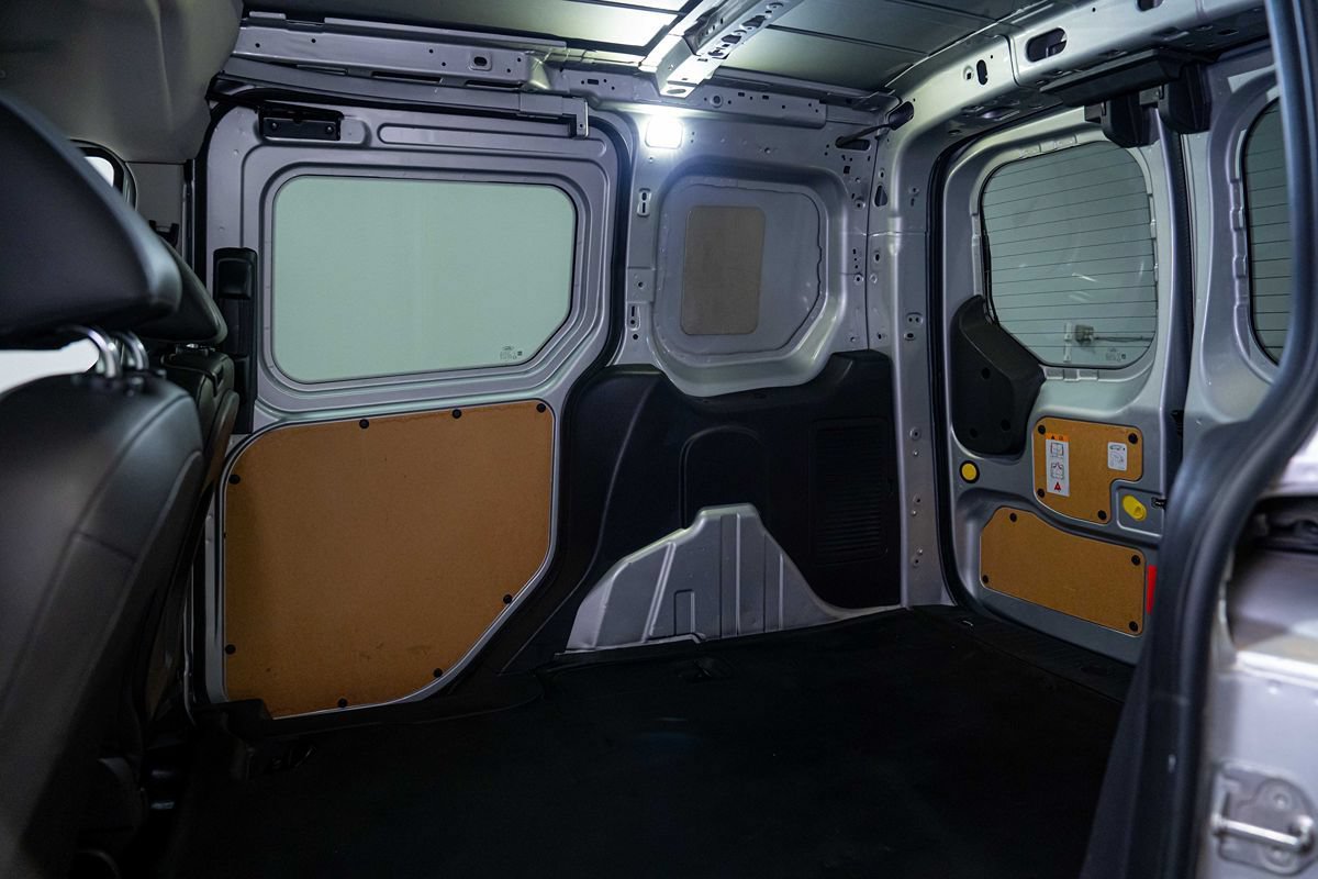Used 2016 Ford Transit Connect XL FWD image 13