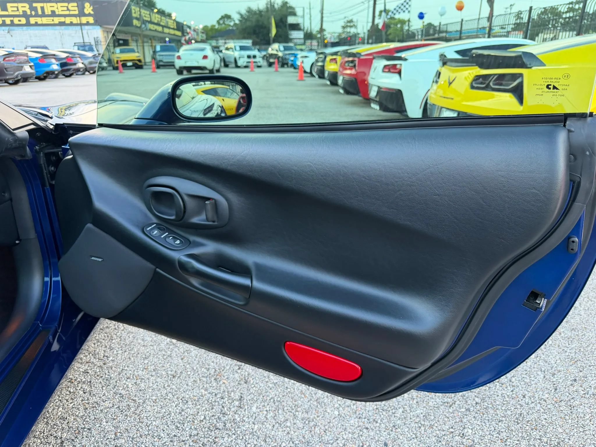 Used 2004 Chevrolet Corvette Z06 w/ Z06 Preferred Equipment Group RWD image 31