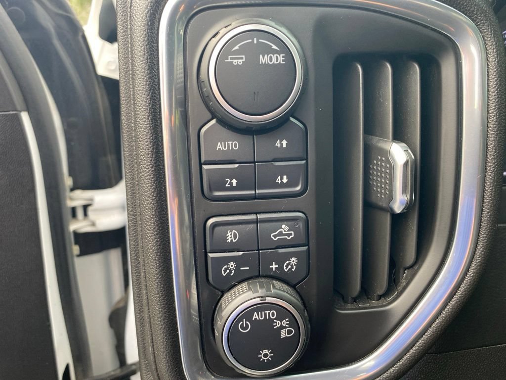 Used 2021 Chevrolet Silverado 1500 LT Trail Boss w/ Convenience Package II AWD/4WD image 23