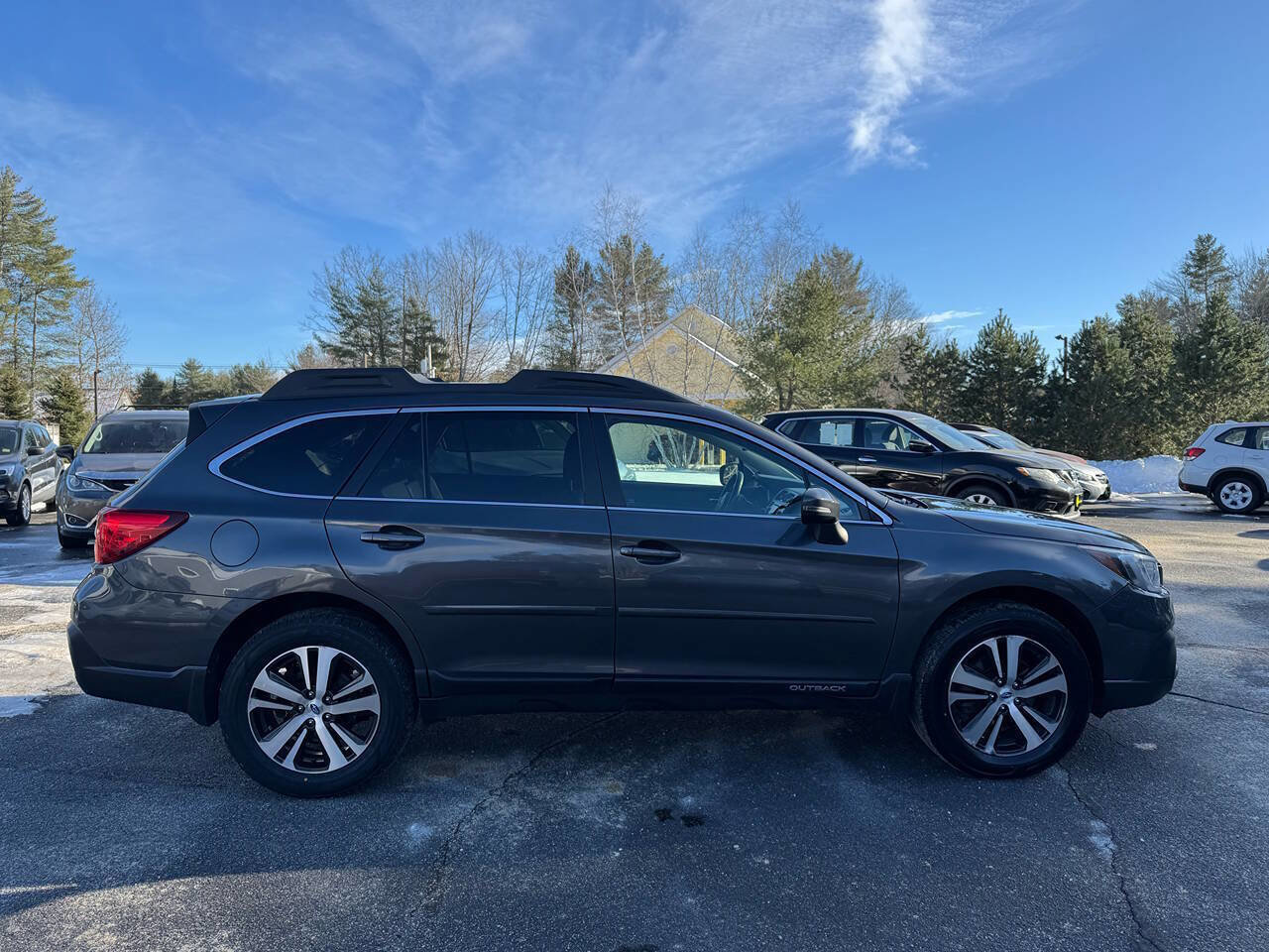 Used 2019 Subaru Outback 2.5i Limited image 11