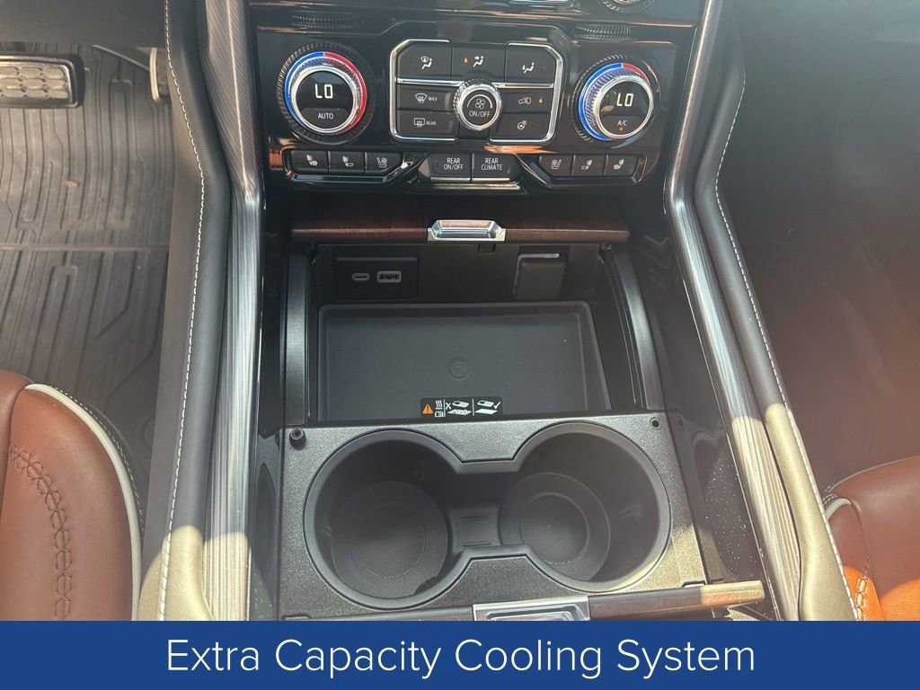 Used 2024 GMC Yukon Denali Ultimate image 31