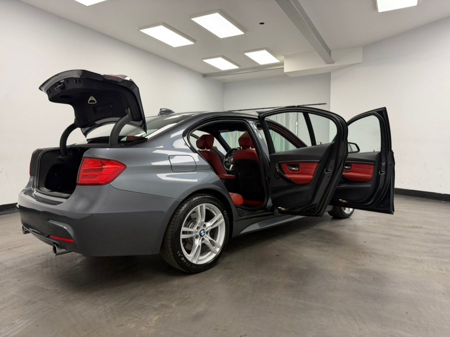 Used 2015 BMW 335i xDrive Sedan w/ M Sport AWD/4WD image 27