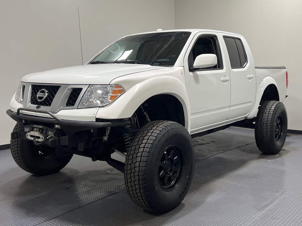 Used 2017 Nissan Frontier PRO-4X w/ Pro-4x Luxury Package image 1