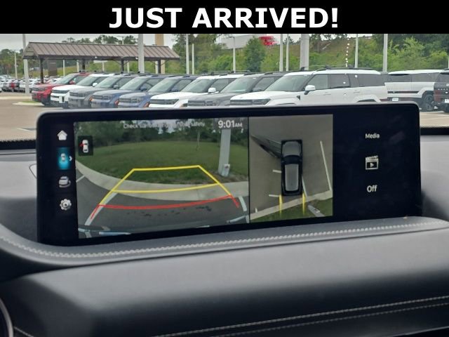 Used 2022 Genesis GV80 2.5T w/ Advanced Package 02 AWD/4WD image 25