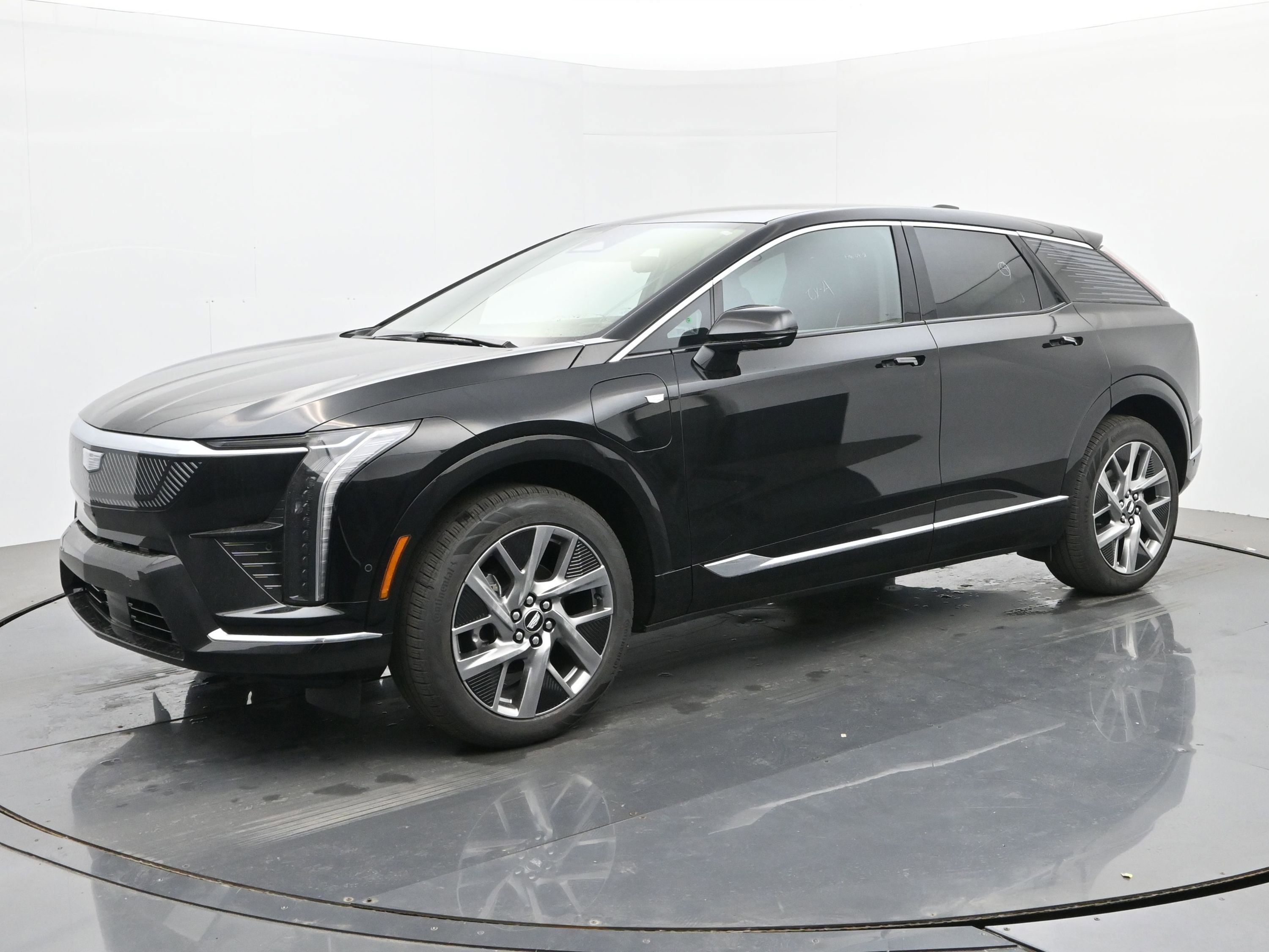 New 2026 Cadillac Optiq Luxury 2
