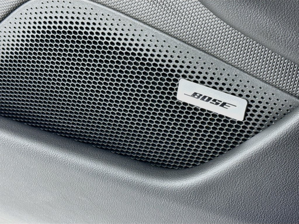 Certified 2025 Porsche Taycan RWD image 12