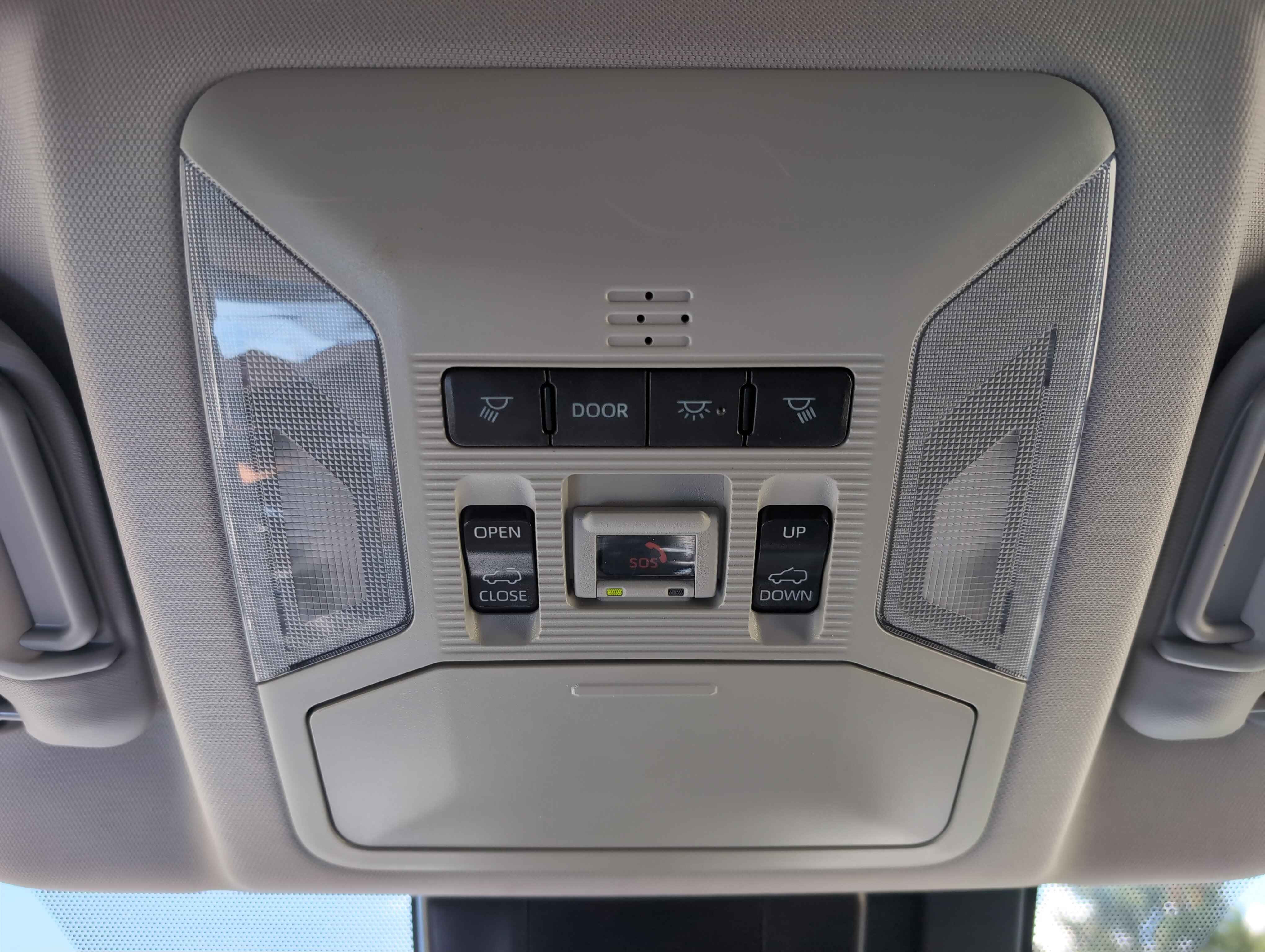 Used 2025 Toyota RAV4 XLE Premium w/ Weather Package AWD/4WD image 43