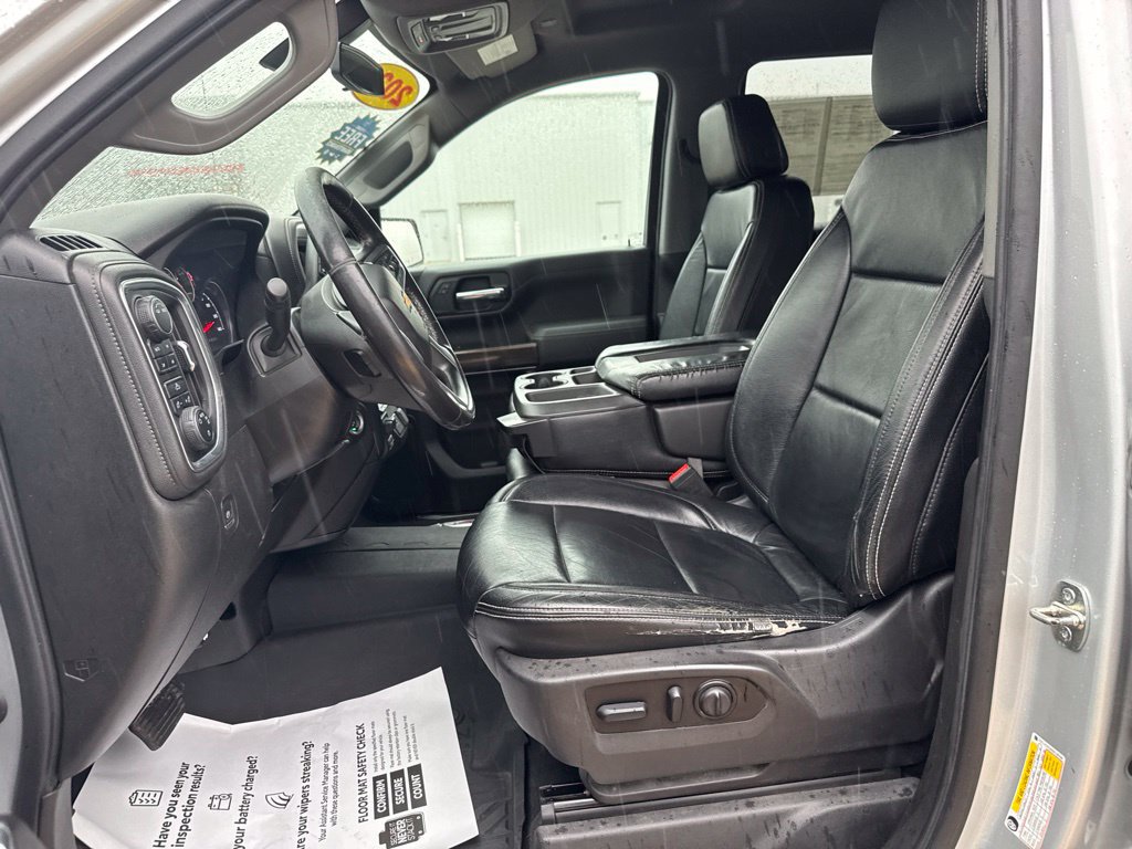 Used 2022 Chevrolet Silverado 1500 LT w/ Z71 Off-Road Package AWD/4WD image 11