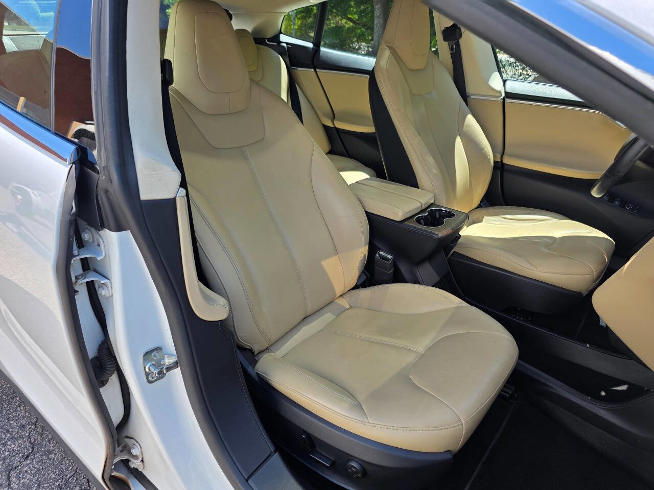 Used 2013 Tesla Model S RWD image 28