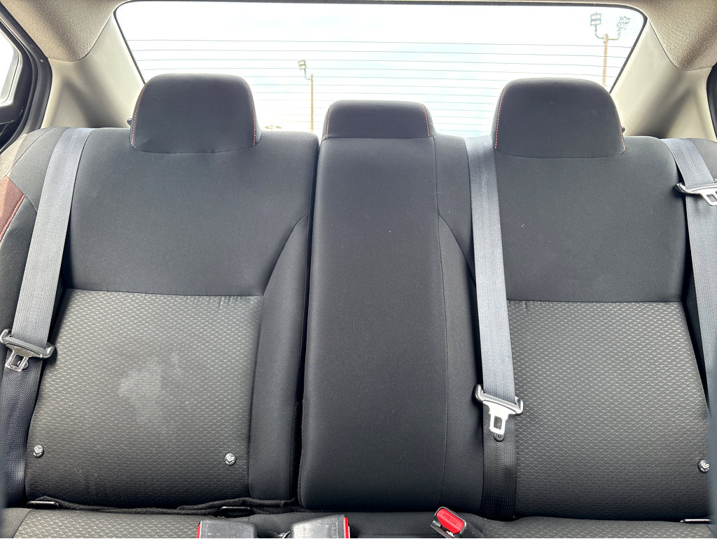 Used 2022 Nissan Versa SR FWD image 20