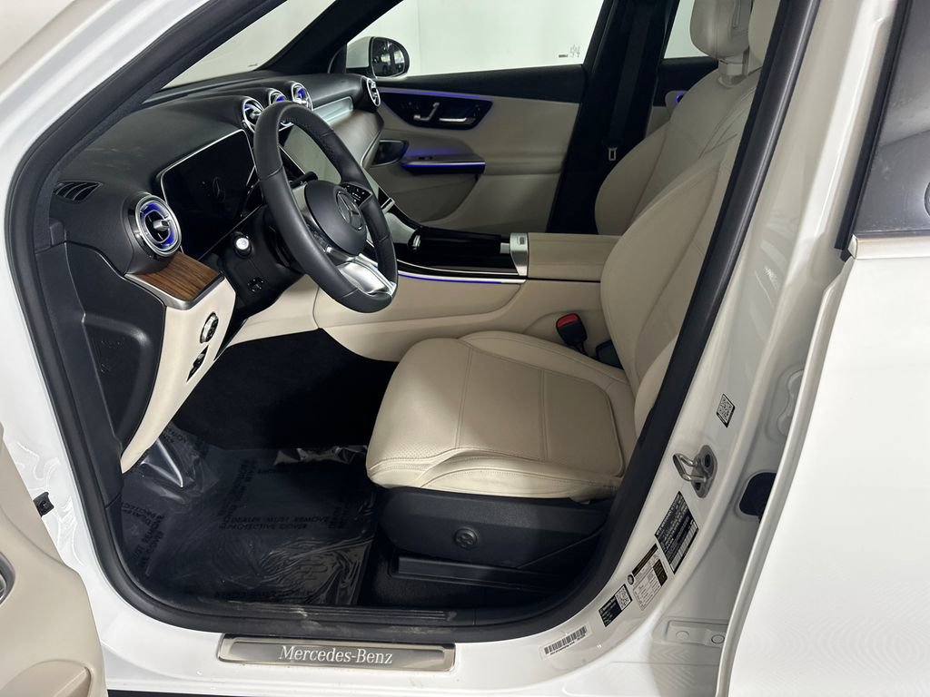 Certified 2026 Mercedes-Benz GLC 300 4MATIC image 9