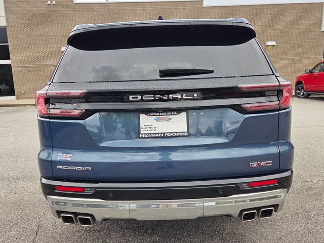 Used 2025 GMC Acadia Denali FWD image 5