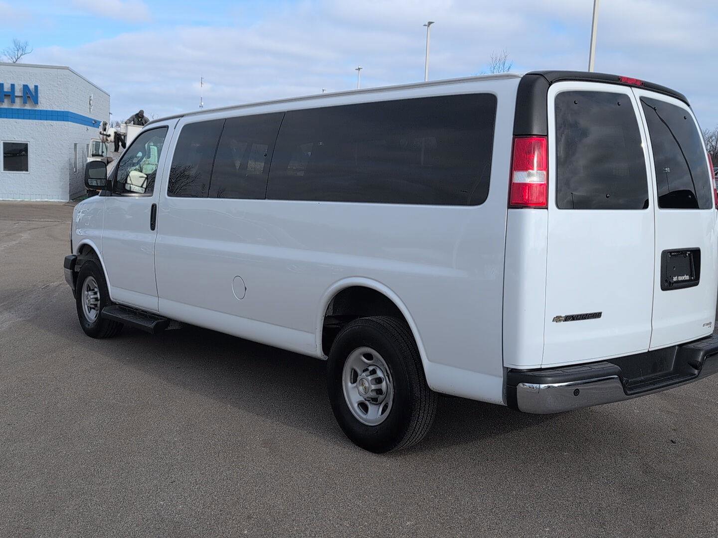 Used 2023 Chevrolet Express 3500 LT w/ LT Preferred Equipment Group image 3
