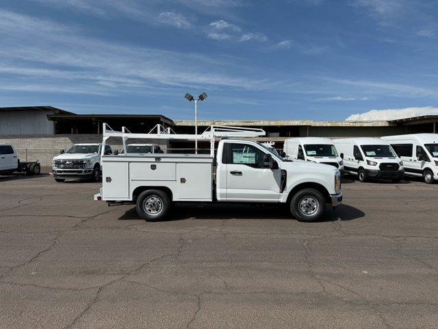 New 2026 Ford F250 XL w/ XL Chrome Package image 2