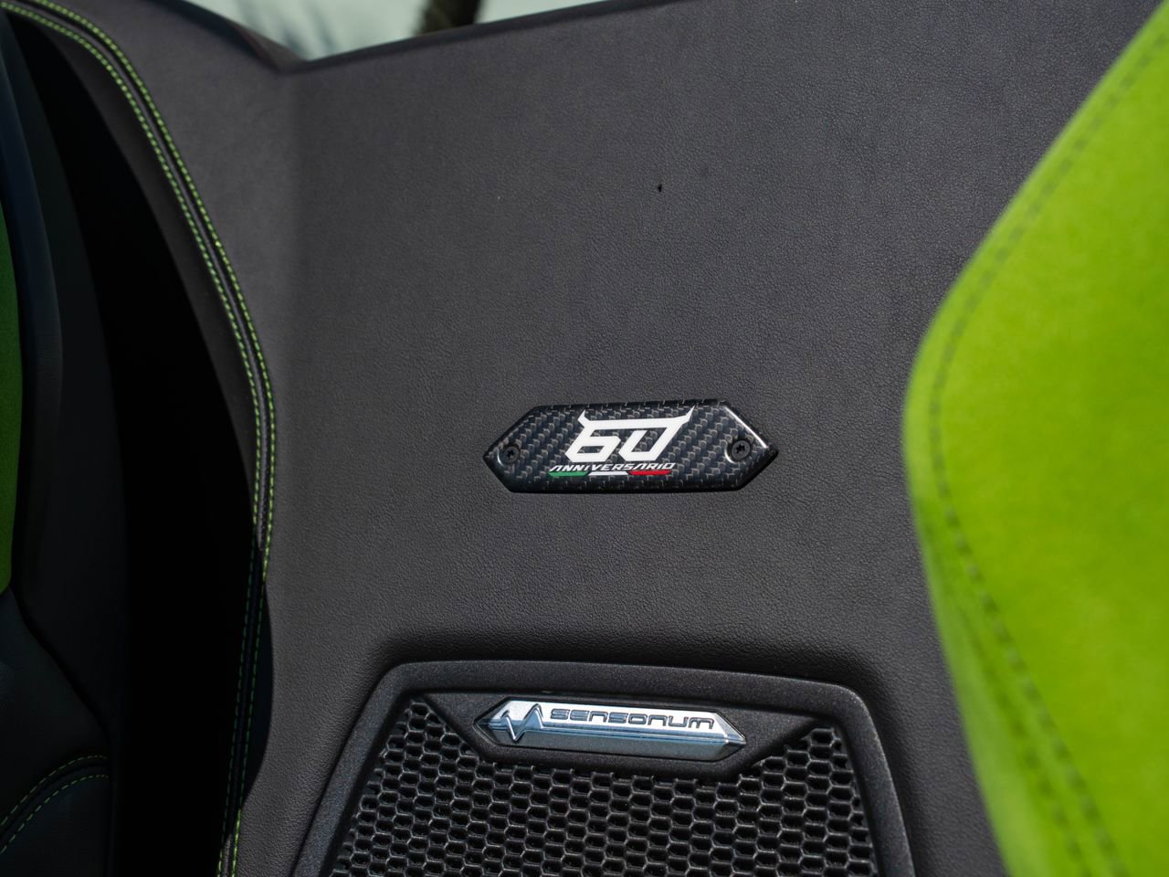 Used 2023 Lamborghini Huracan EVO image 27