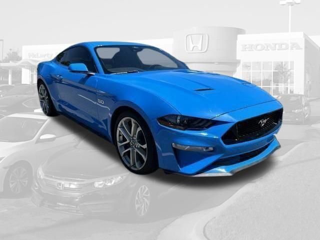 Used 2022 Ford Mustang GT Premium w/ Equipment Group 401A RWD image 3