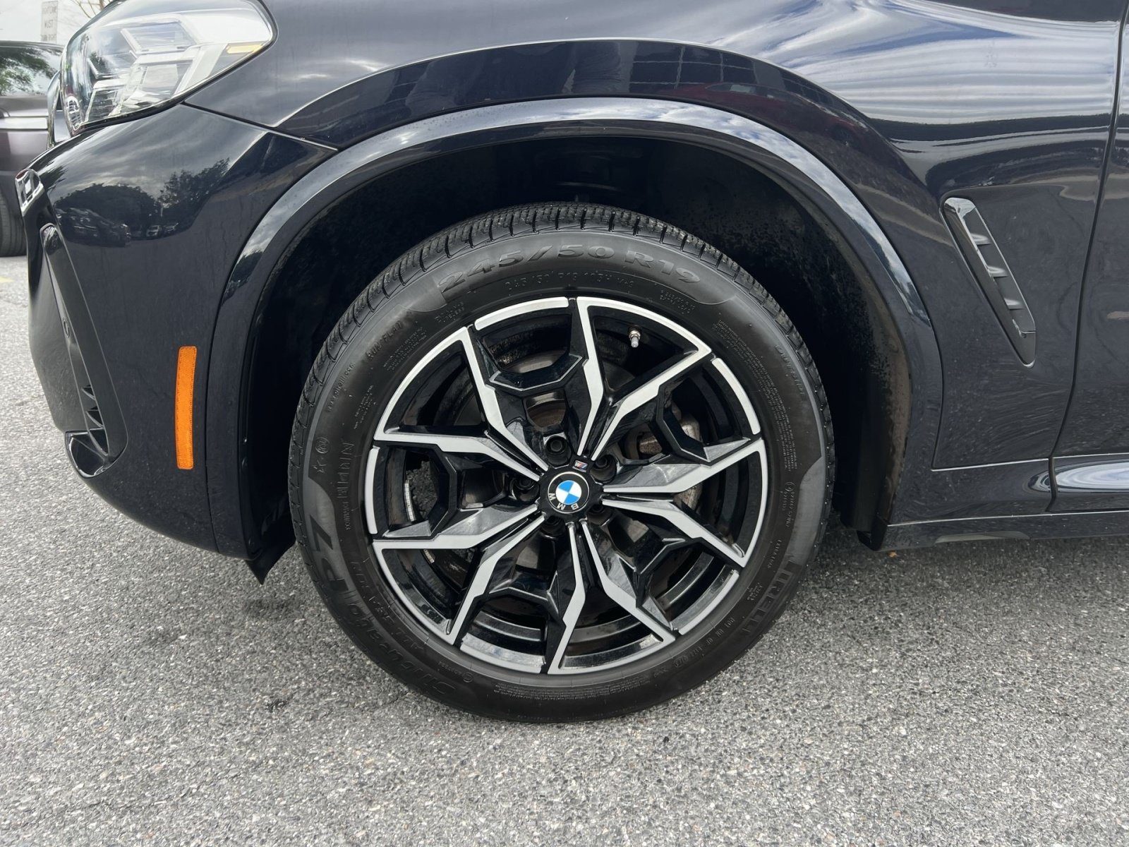 Used 2024 BMW X3 xDrive30i w/ Premium Package AWD/4WD image 12