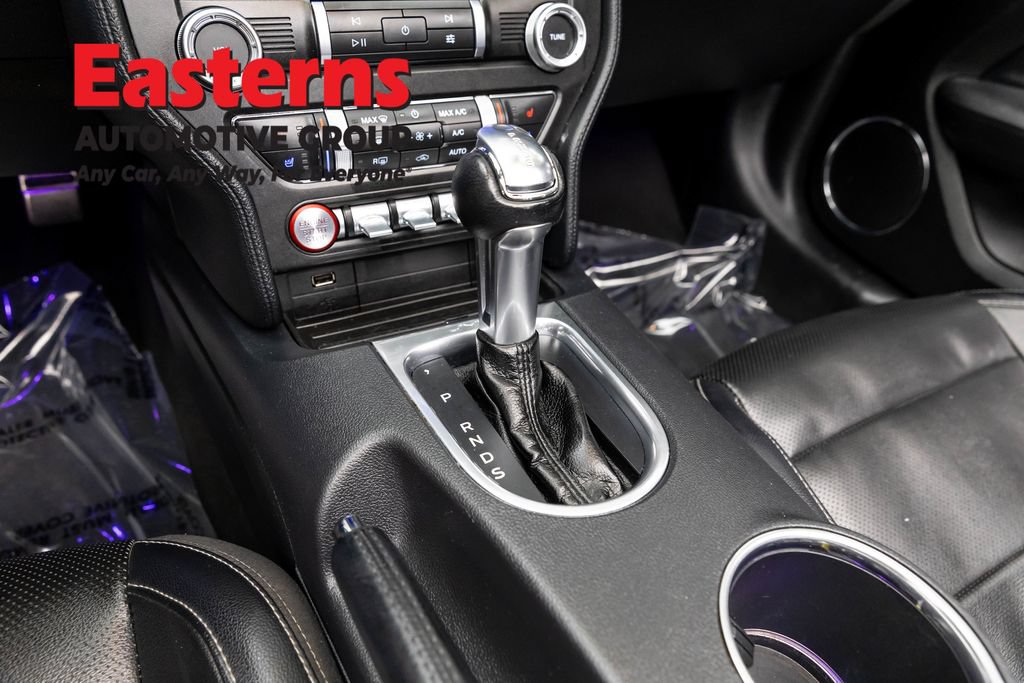 Used 2022 Ford Mustang Premium RWD image 12
