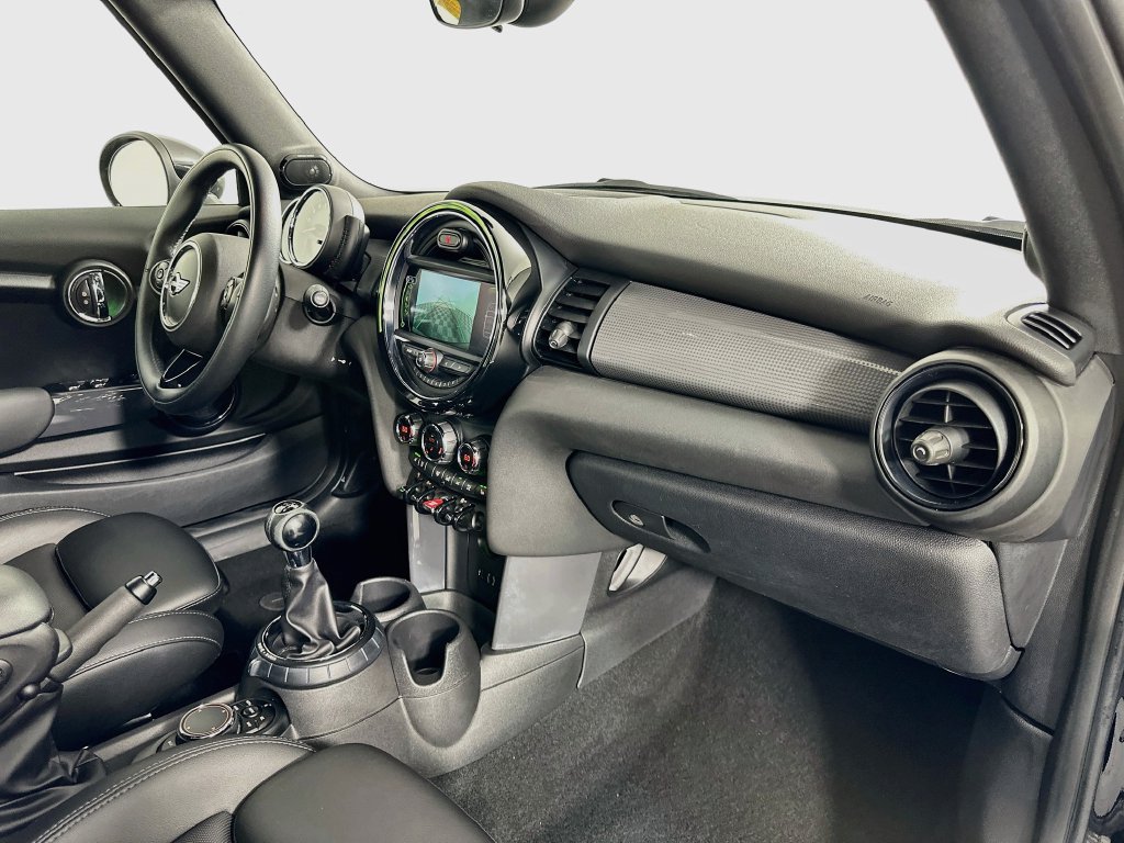 Used 2016 MINI Cooper Convertible FWD image 28