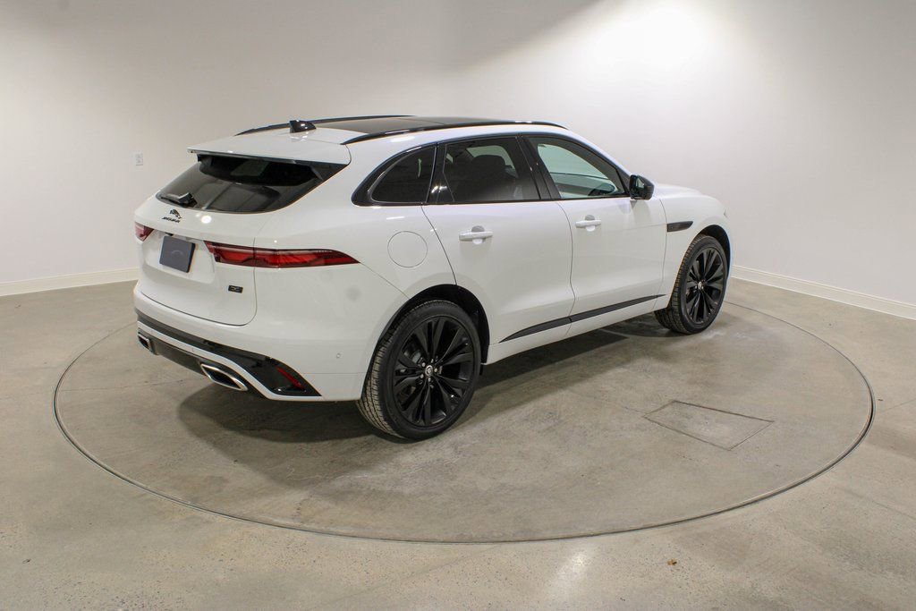 New 2026 Jaguar F-PACE R-Dynamic S image 5