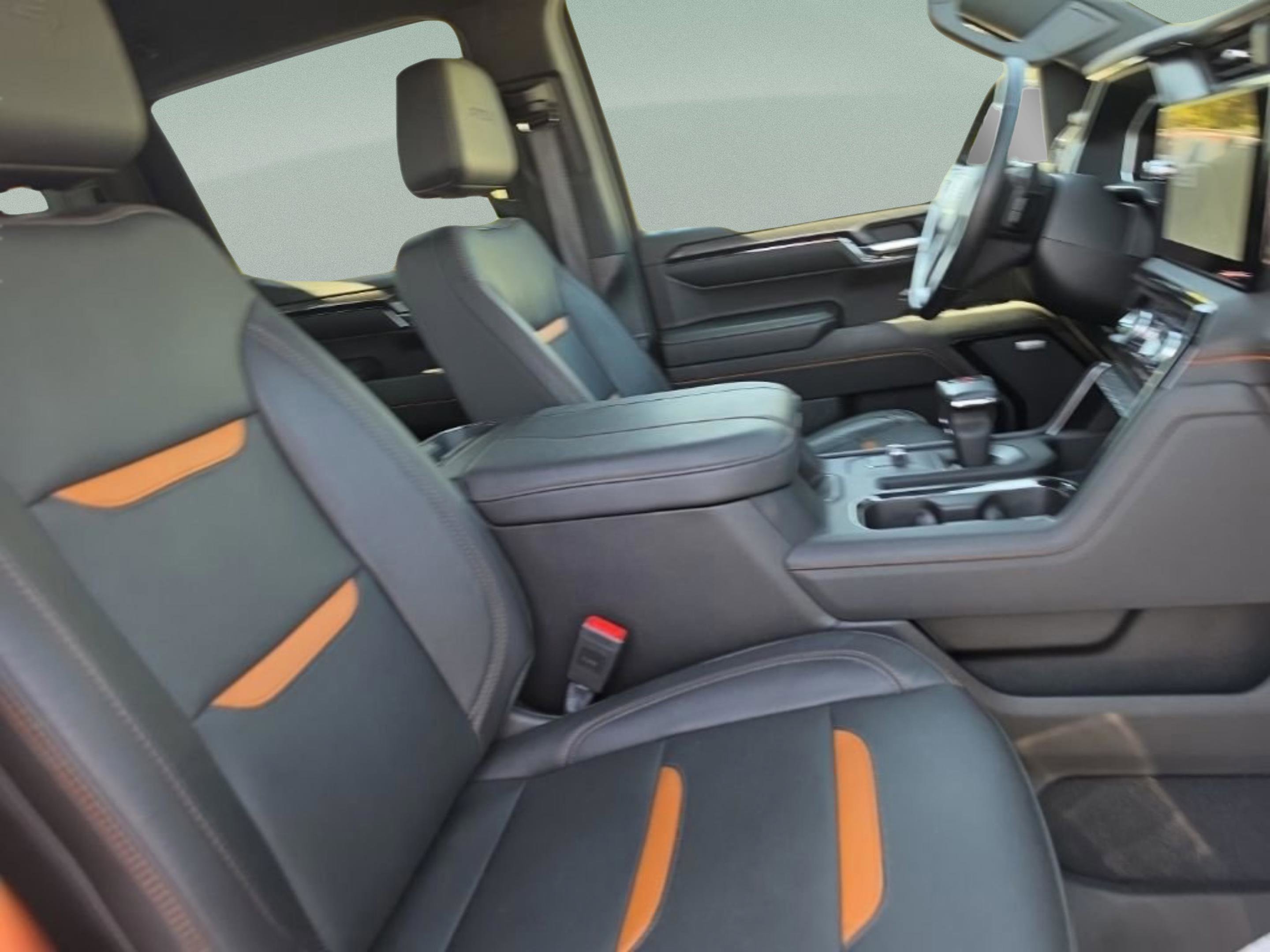 Used 2023 GMC Sierra 1500 AT4 w/ AT4 Premium Package image 11