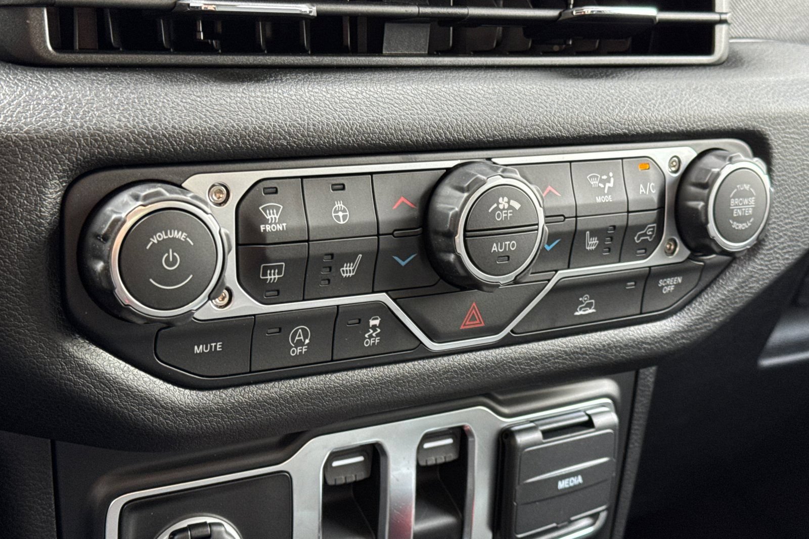 New 2026 Jeep Wrangler Sport AWD/4WD image 19