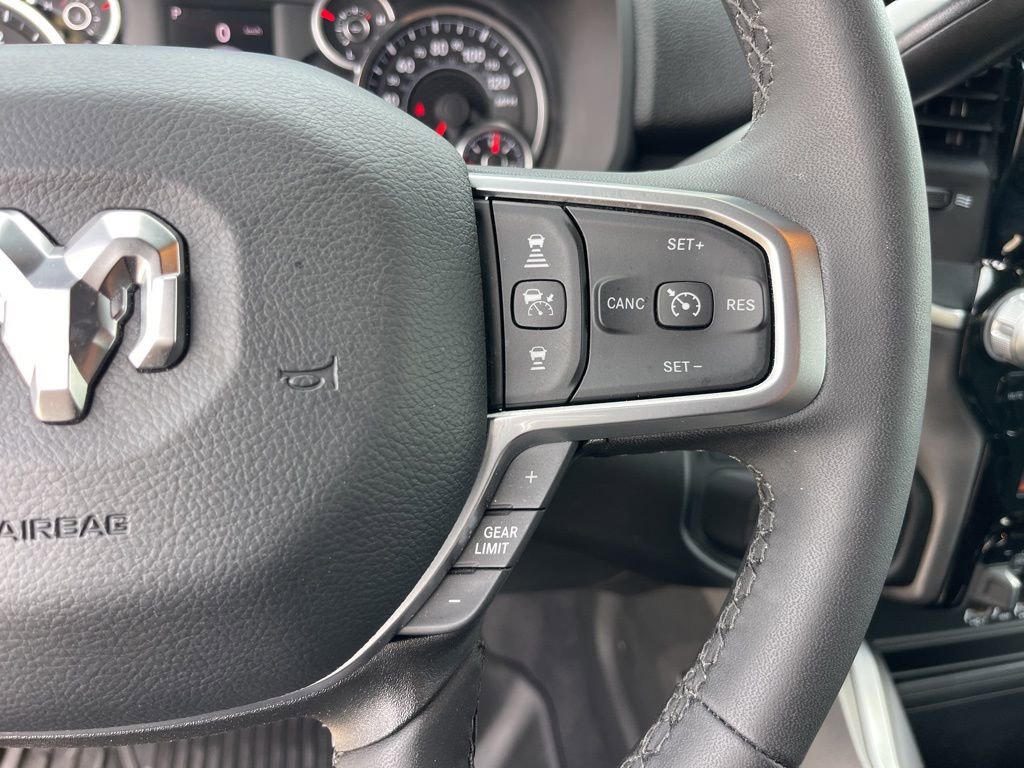 Used 2025 RAM 3500 Big Horn AWD/4WD image 17