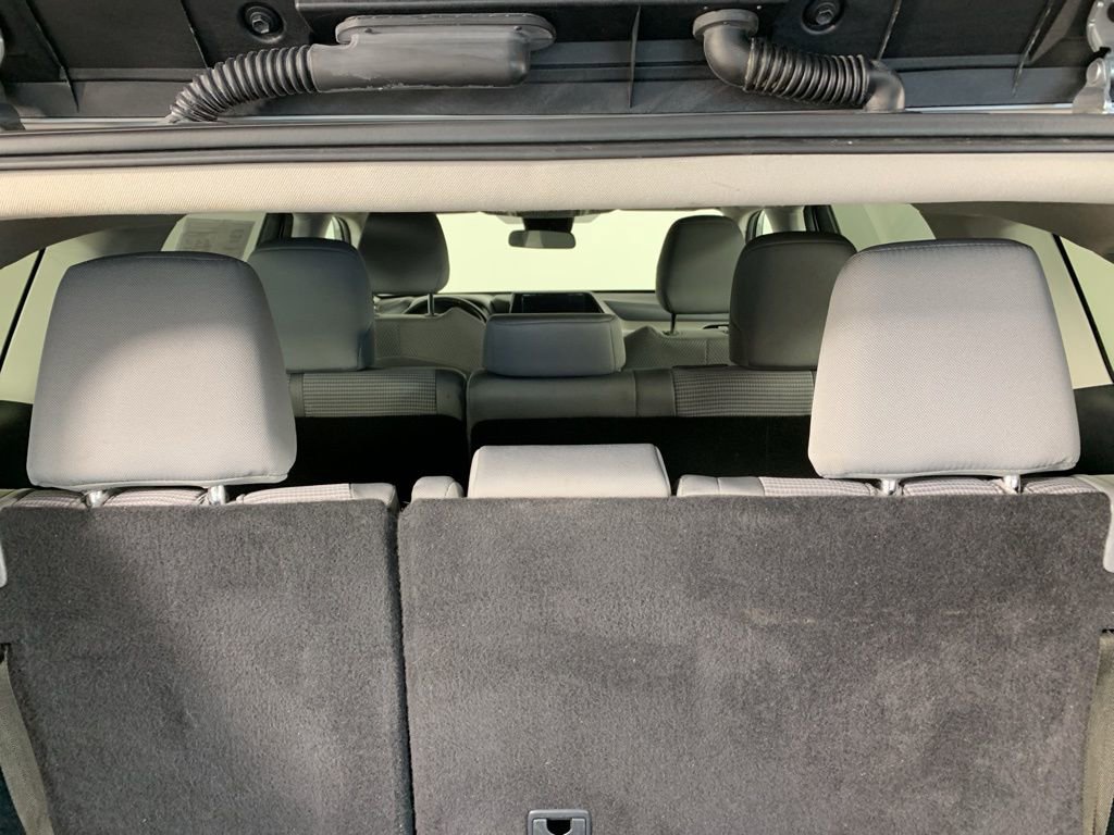Used 2023 Toyota Highlander LE image 14