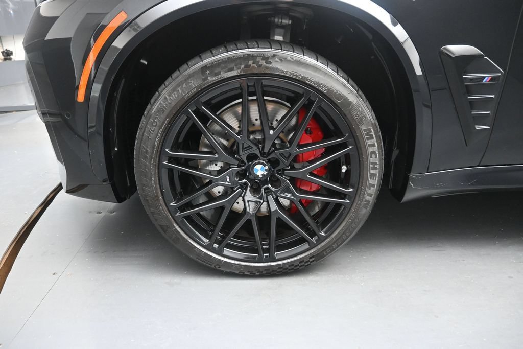 Used 2024 BMW X5 M Competition w/ Executive Package AWD/4WD image 40
