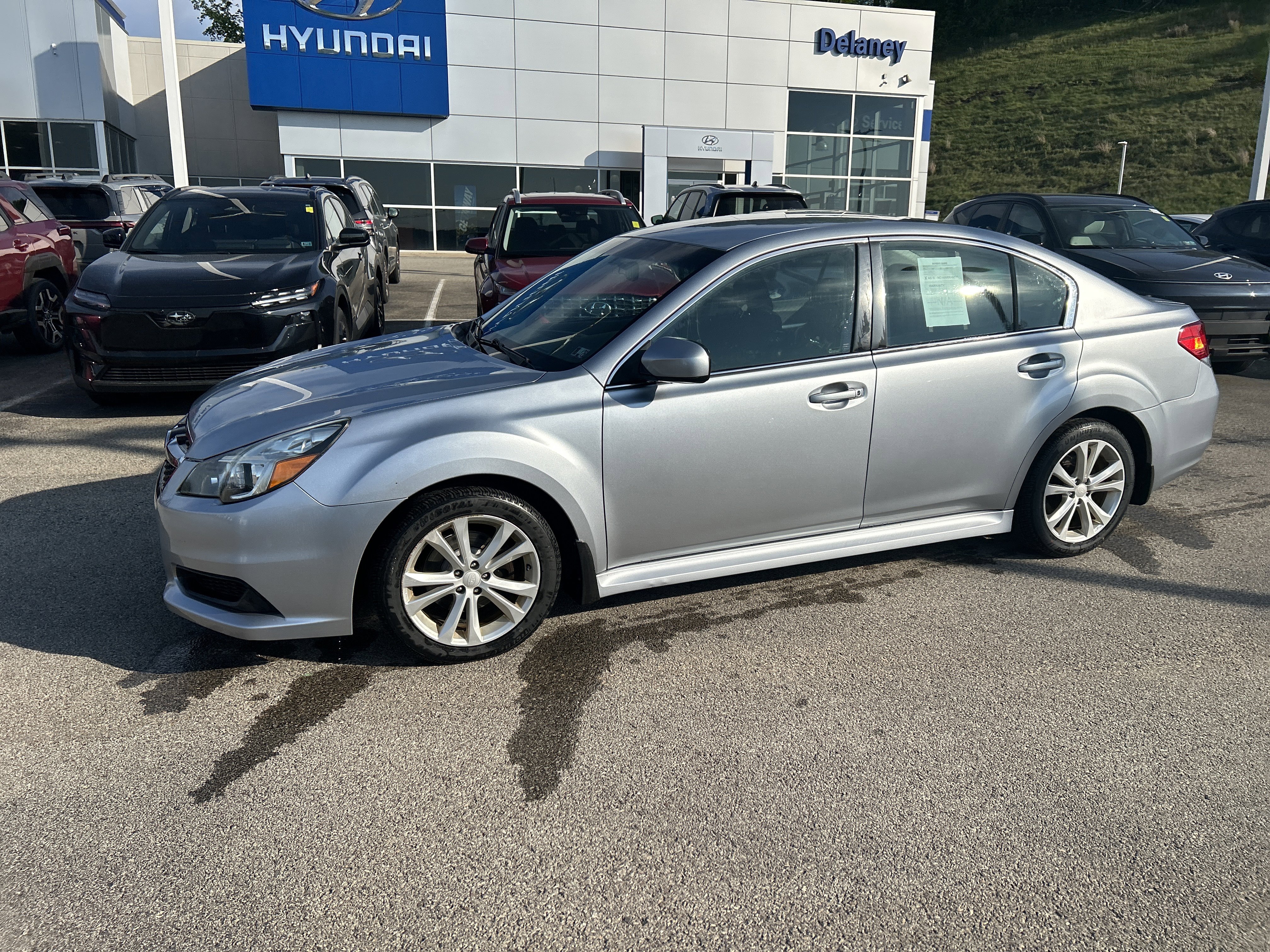 Used 2013 Subaru Legacy 2.5i Premium AWD/4WD image 21