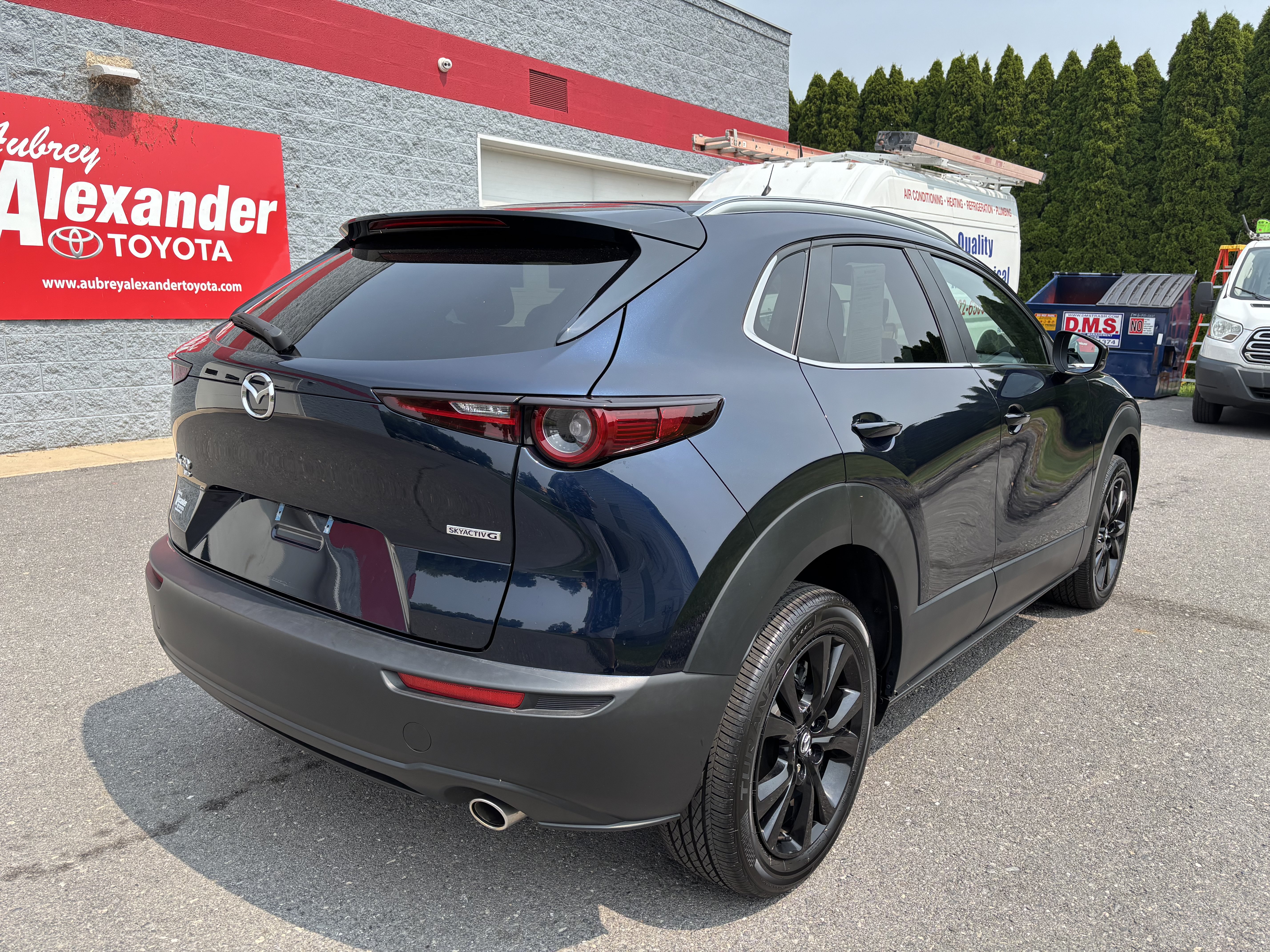 Used 2024 MAZDA CX-30 AWD 2.5 S w/ Select Sport Pkg image 3