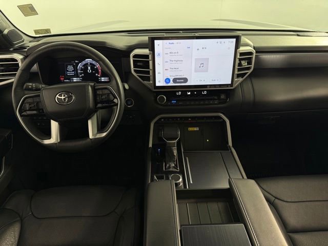 Used 2024 Toyota Tundra Platinum AWD/4WD image 25