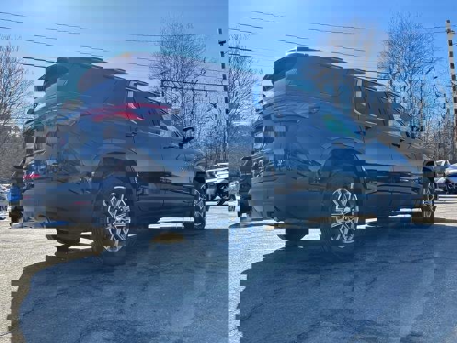 Used 2023 Chevrolet Traverse LT w/ LPO, Floor Liner Package image 7