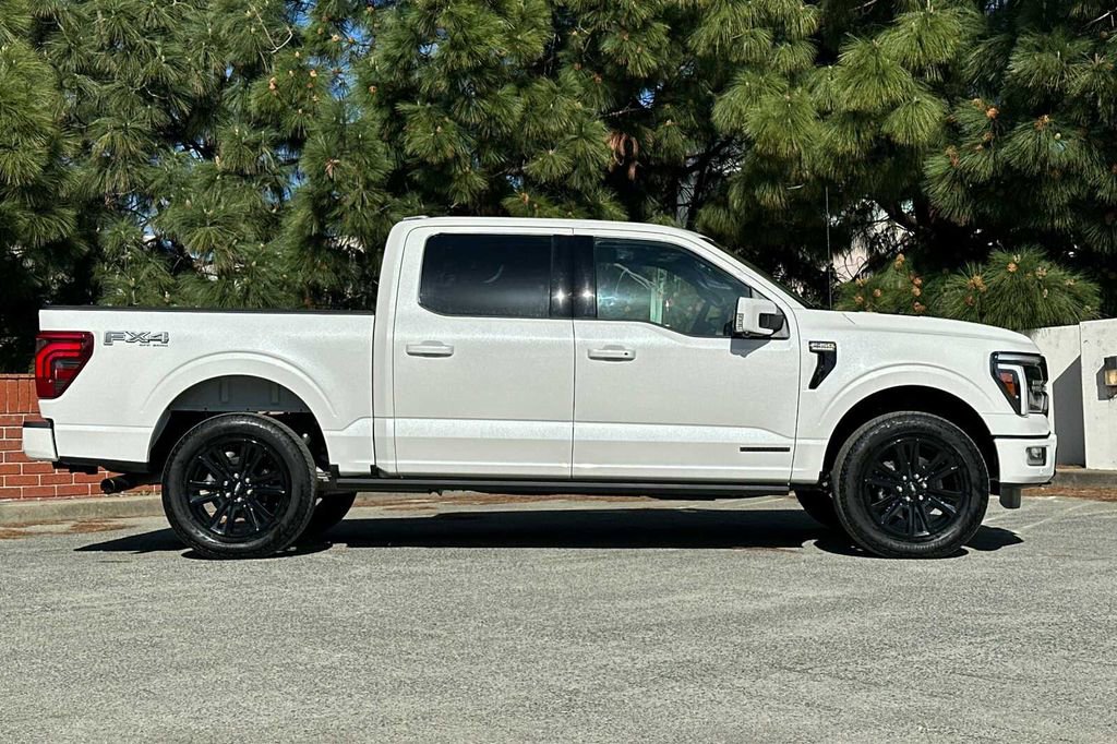 Used 2025 Ford F150 Platinum w/ Equipment Group 702A High image 3
