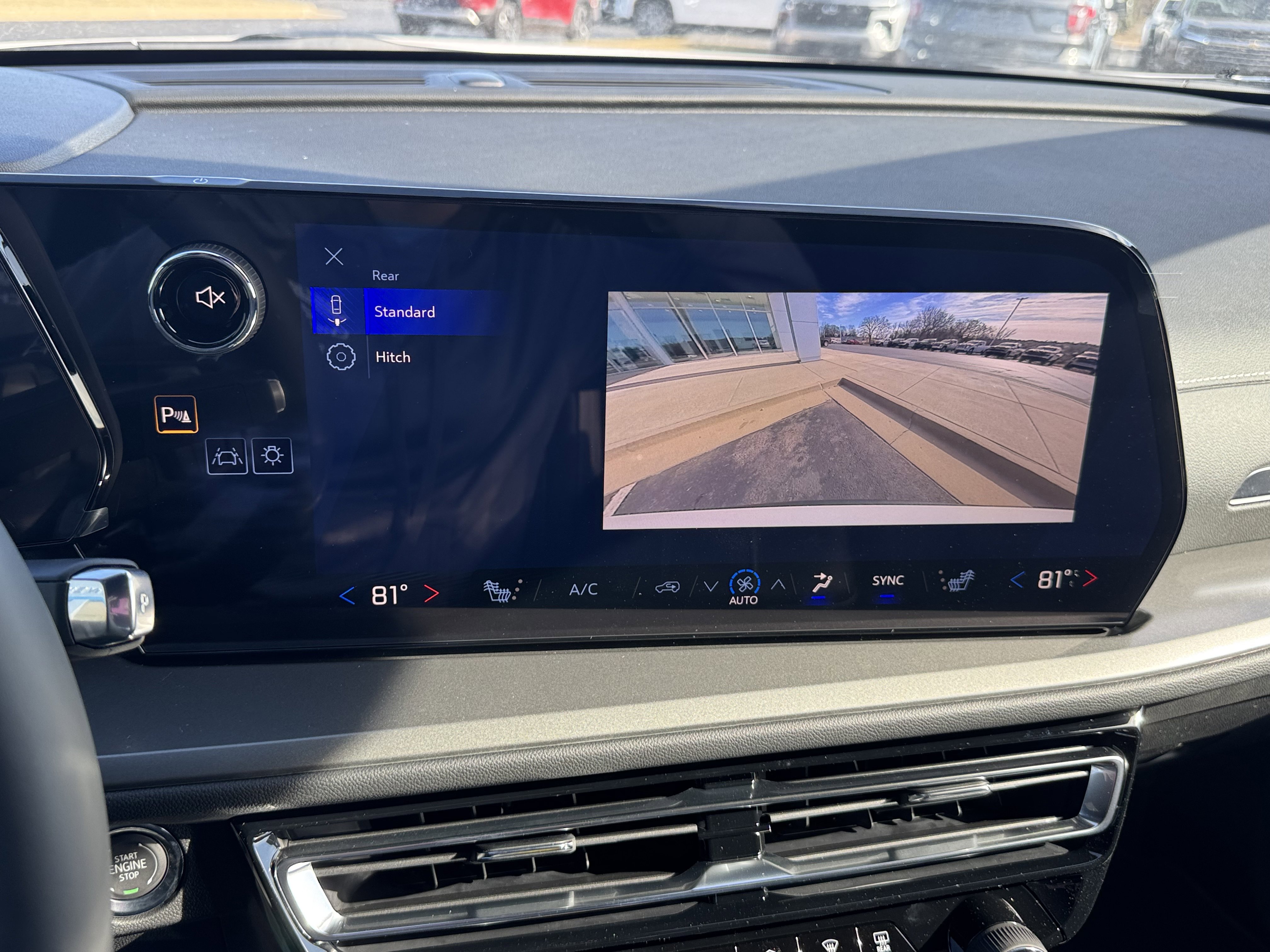 New 2026 Chevrolet Traverse LT w/ Sun and Wheel Package image 20