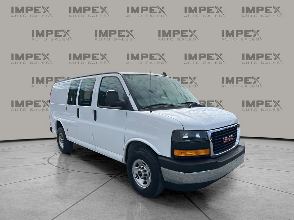 Used 2023 GMC Savana 2500 w/ Driver Convenience Package image 7