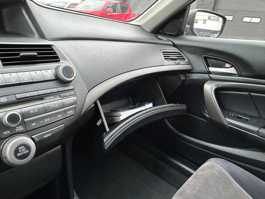 Used 2010 Honda Accord LX-S image 25
