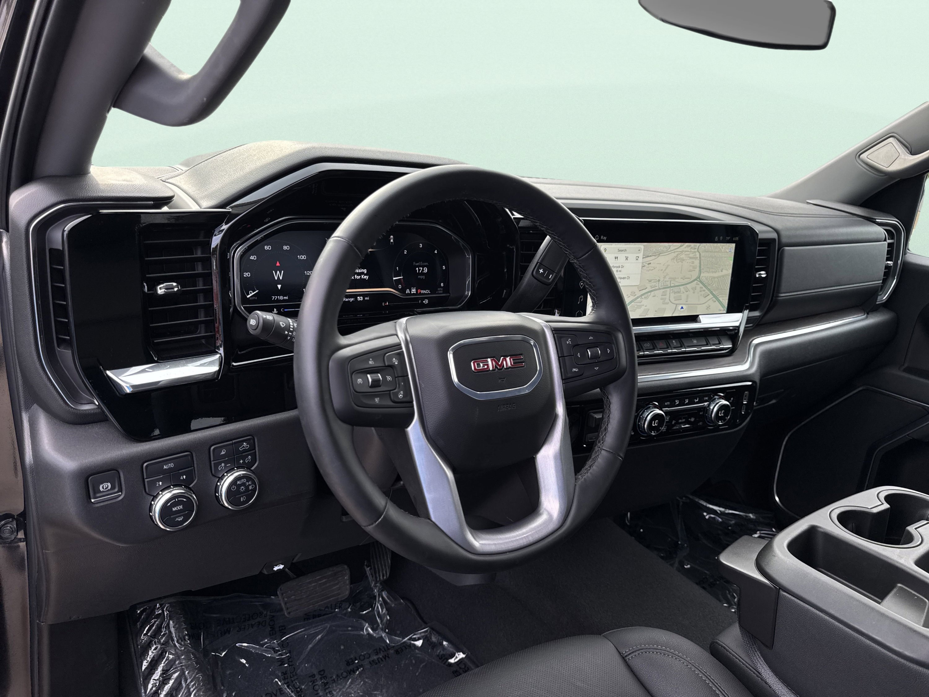 Used 2025 GMC Sierra 1500 SLT image 15