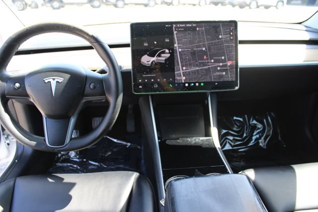 Used 2020 Tesla Model 3 Long Range AWD/4WD image 13