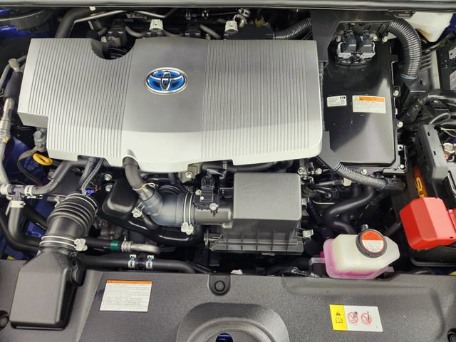 Used 2016 Toyota Prius Three Touring w/ Preferred Accessory Package FWD image 32