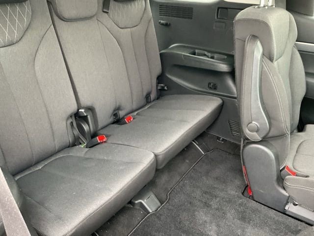 Used 2022 Hyundai Palisade SEL image 11