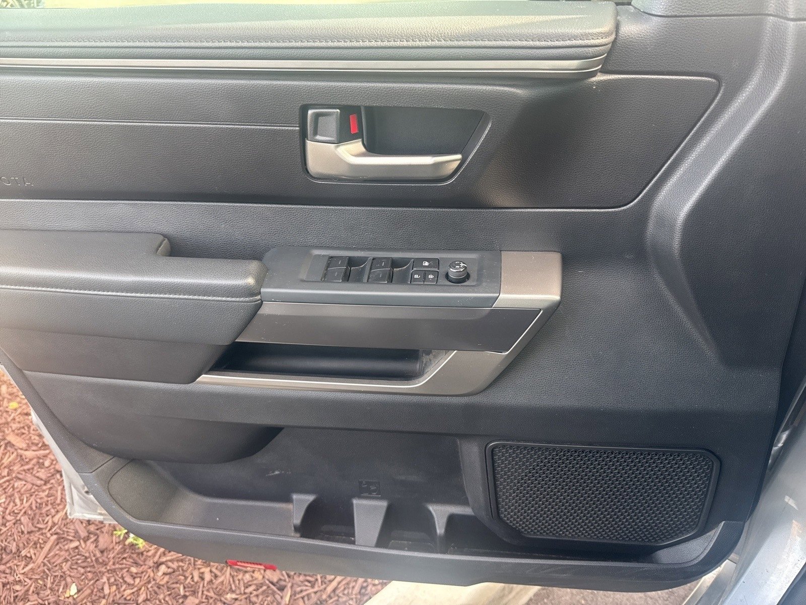 Used 2022 Toyota Tundra SR5 image 10