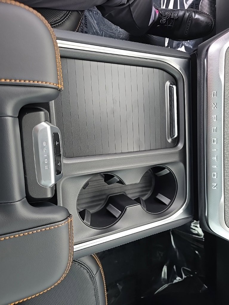 New 2025 Ford Expedition Tremor image 16