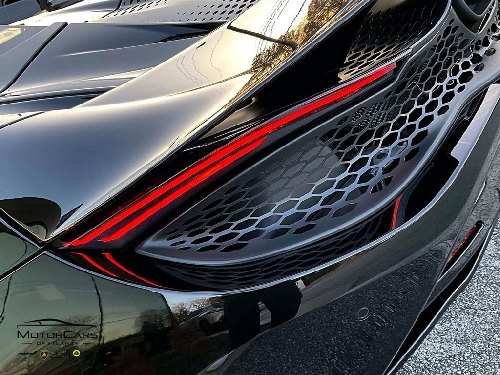 Used 2026 McLaren 750S Spider image 23