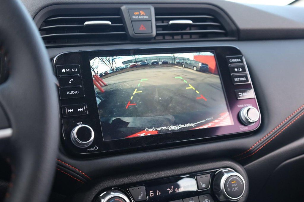 New 2025 Nissan Versa SR w/ Trunk Package image 12