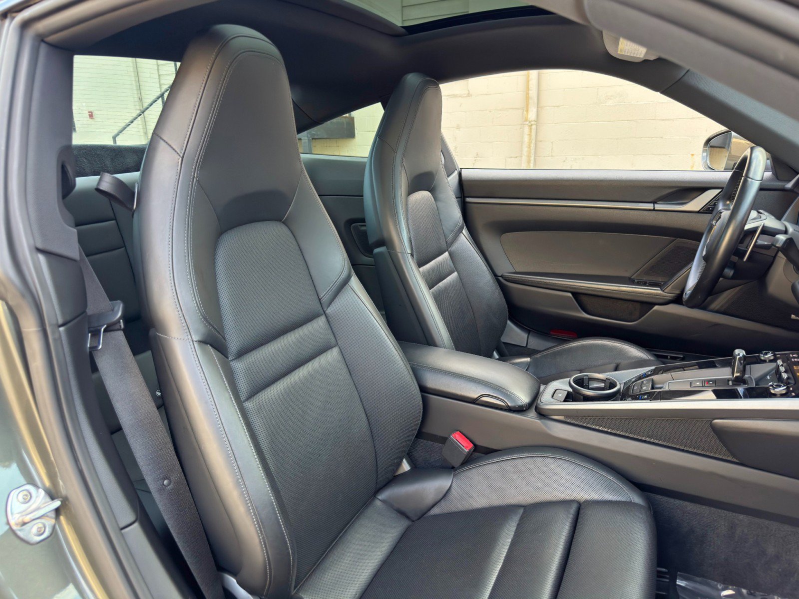 Used 2020 Porsche 911 Carrera S w/ Sport Package RWD image 36